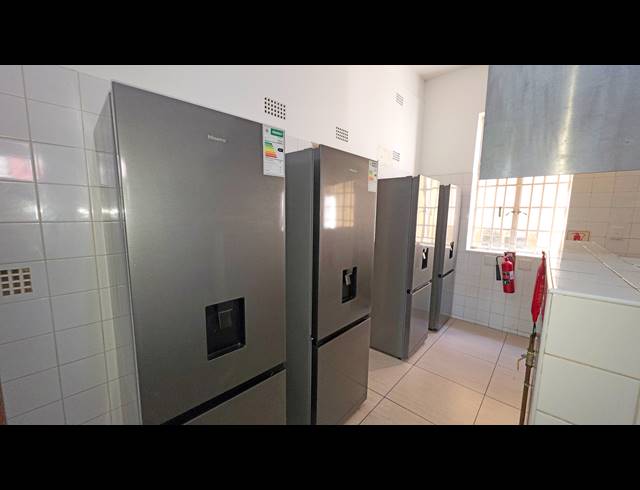 1,234M² BUILDING FOR SALE IN MARTINDALE